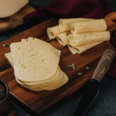 Queso Mantecoso Santa Sara 250 g